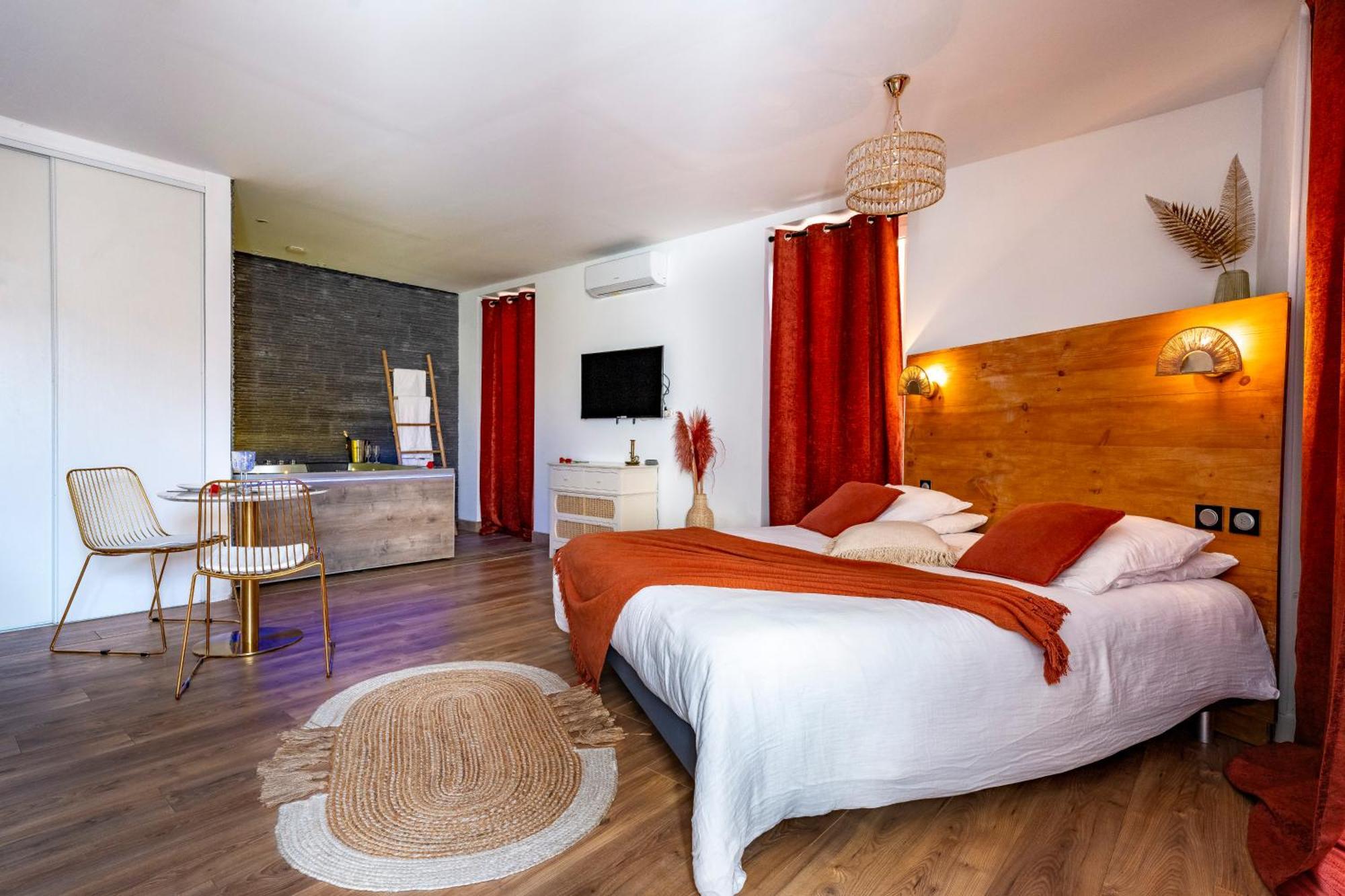 Loft Romantique - Spa Privatif - Spa Noctambulles Hyères Kültér fotó